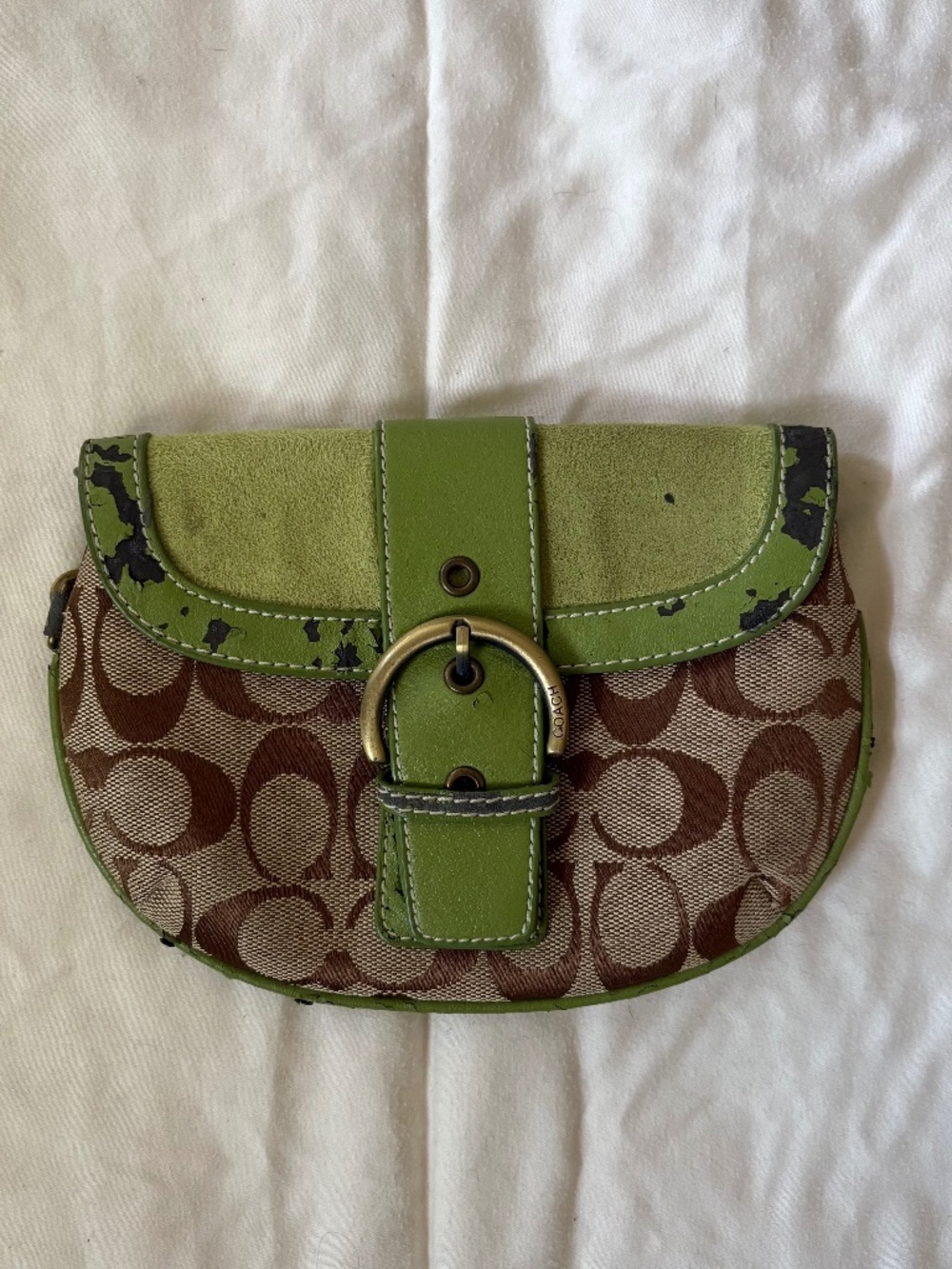 Green coach pouch